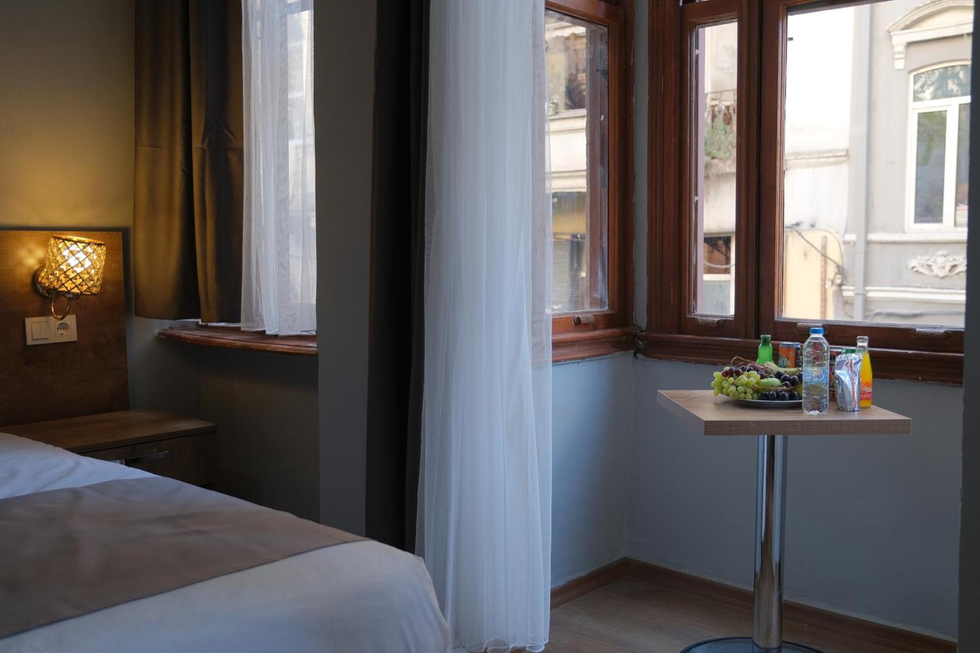Adamantides Hotel Istanbul Luaran gambar